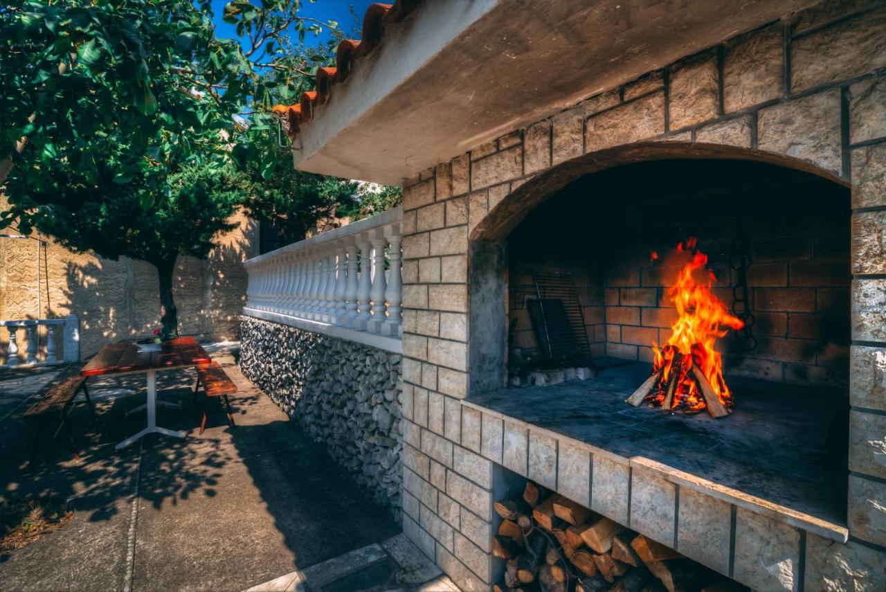 Apartments Did Ive Sibinj Krmpotski Εξωτερικό φωτογραφία