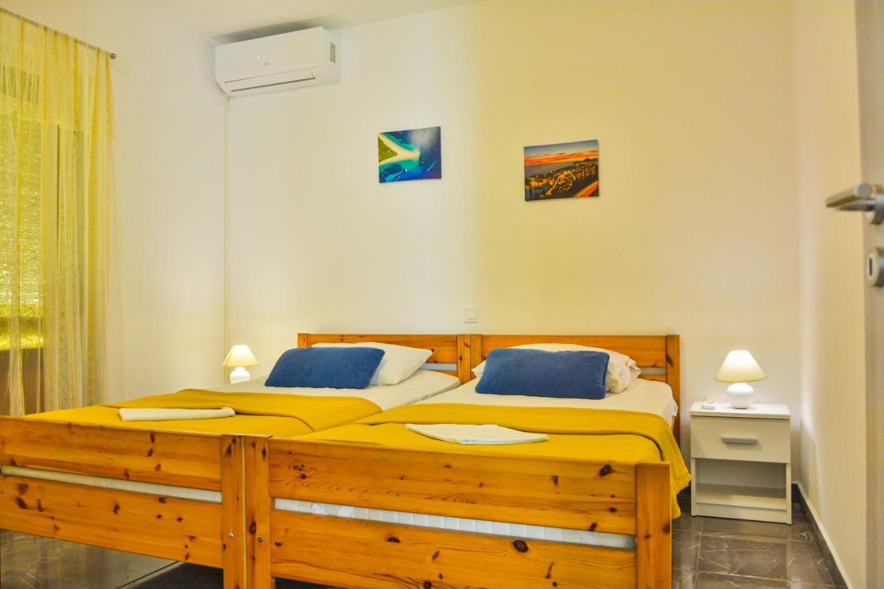 Apartments Did Ive Sibinj Krmpotski Εξωτερικό φωτογραφία
